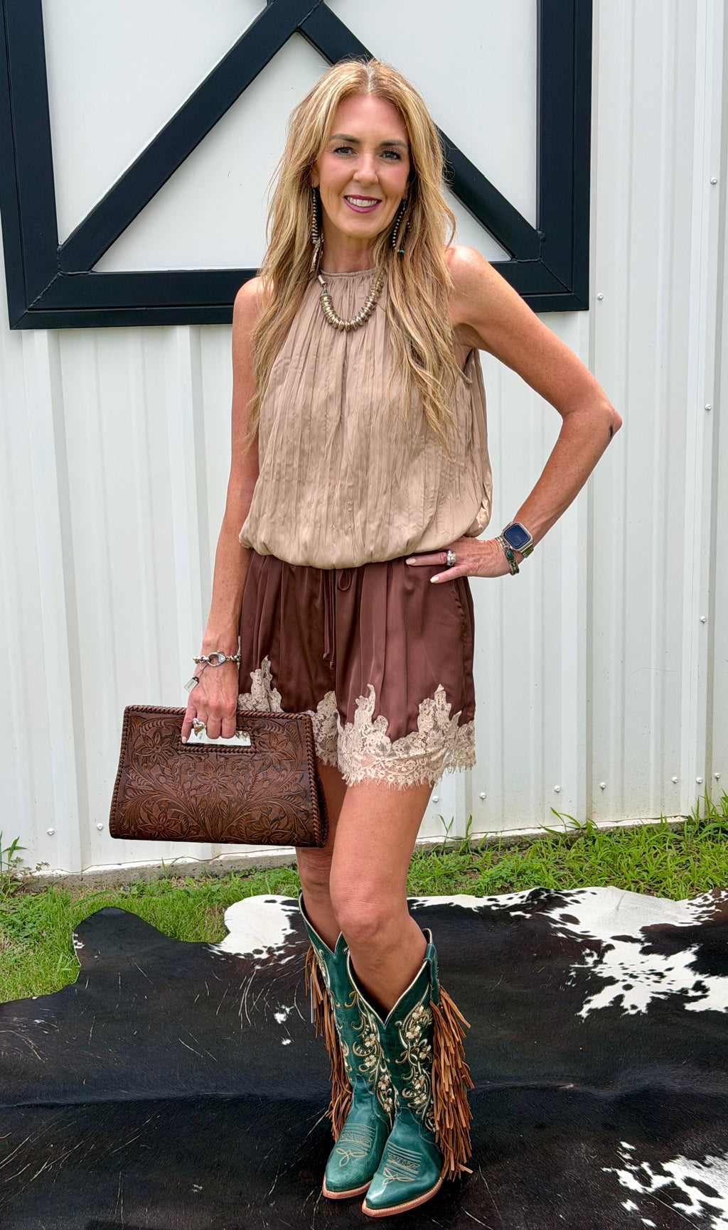 A solid woven short