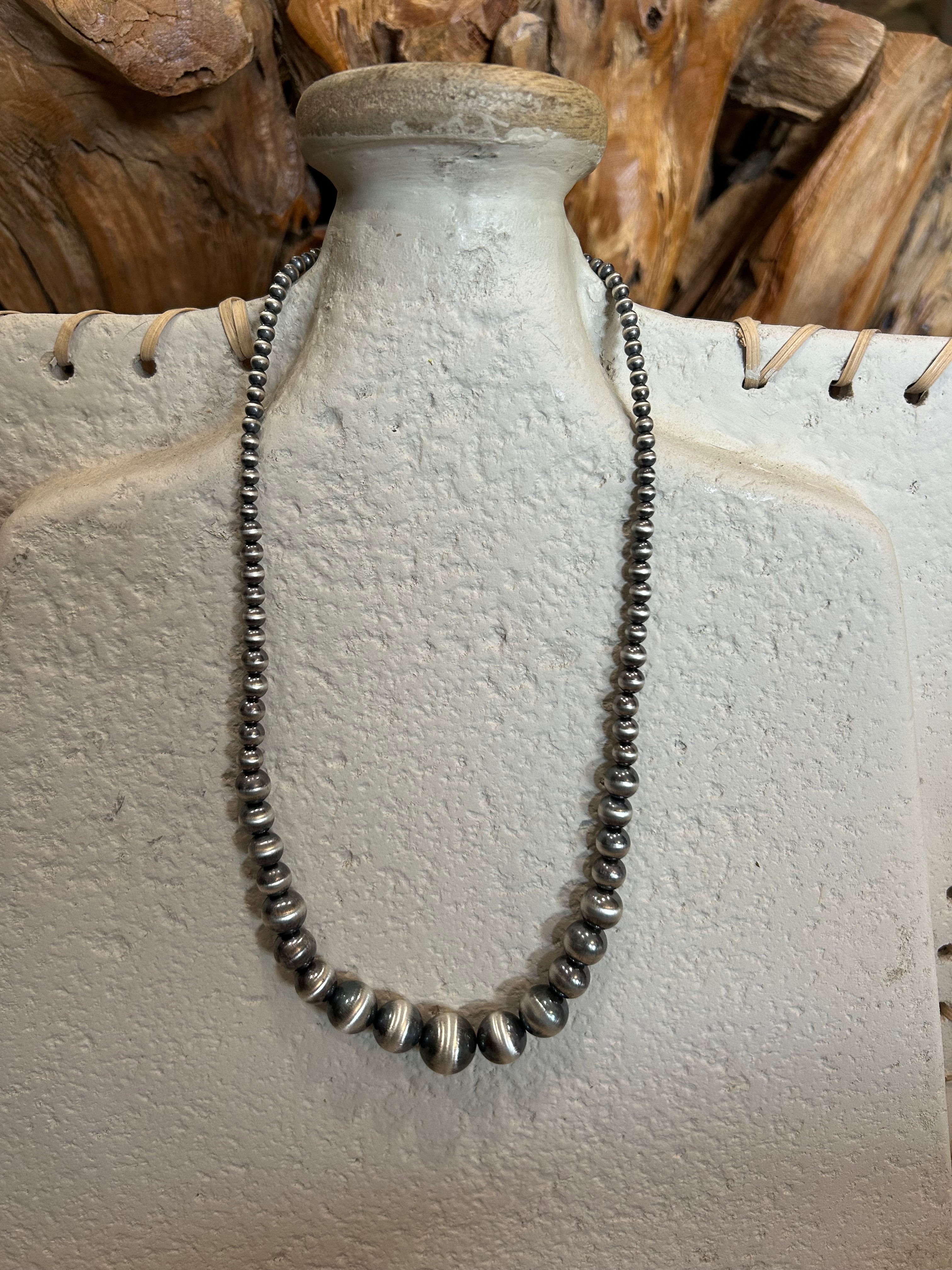 Graduated Navajo Pearl Necklace