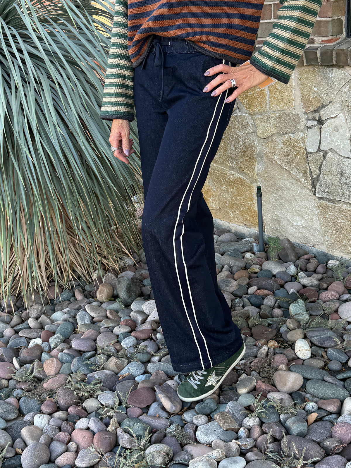 HIGH RISE WIDE LEG SIDE STRIPED JEANS