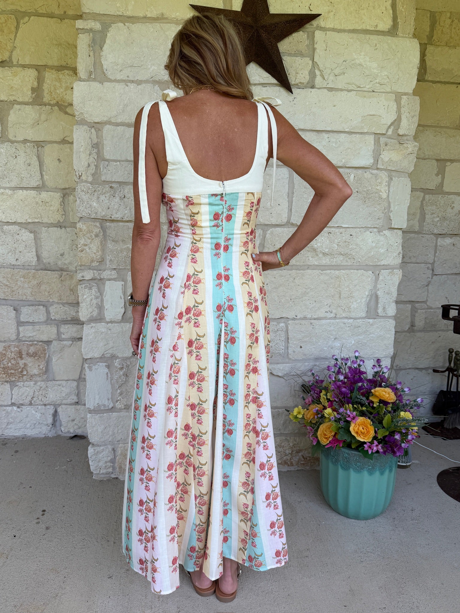 ROMANTIC FLORAL MAXI DRESS
