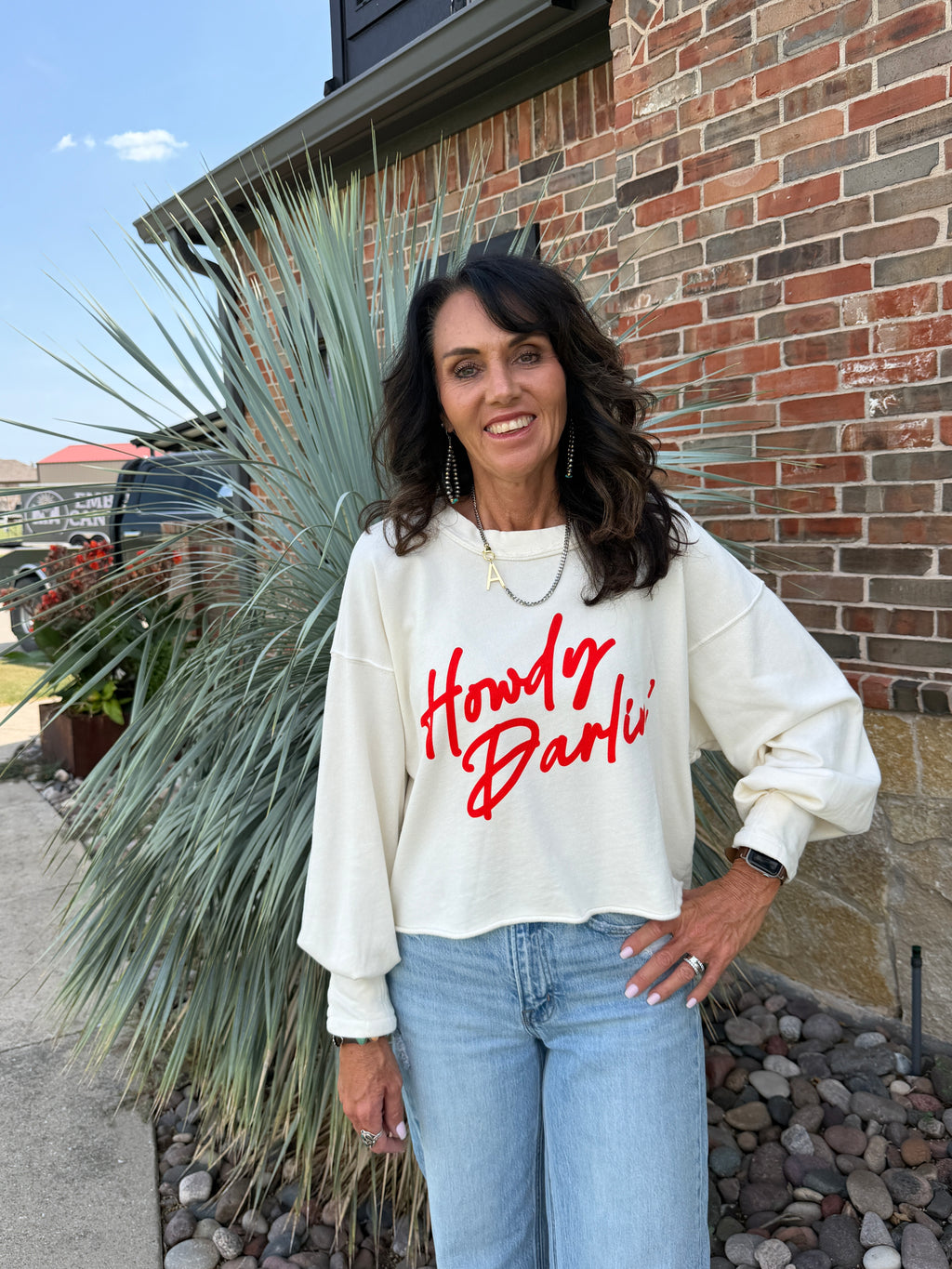 Howdy Darlin' Graphic Cropped Sweatshirt