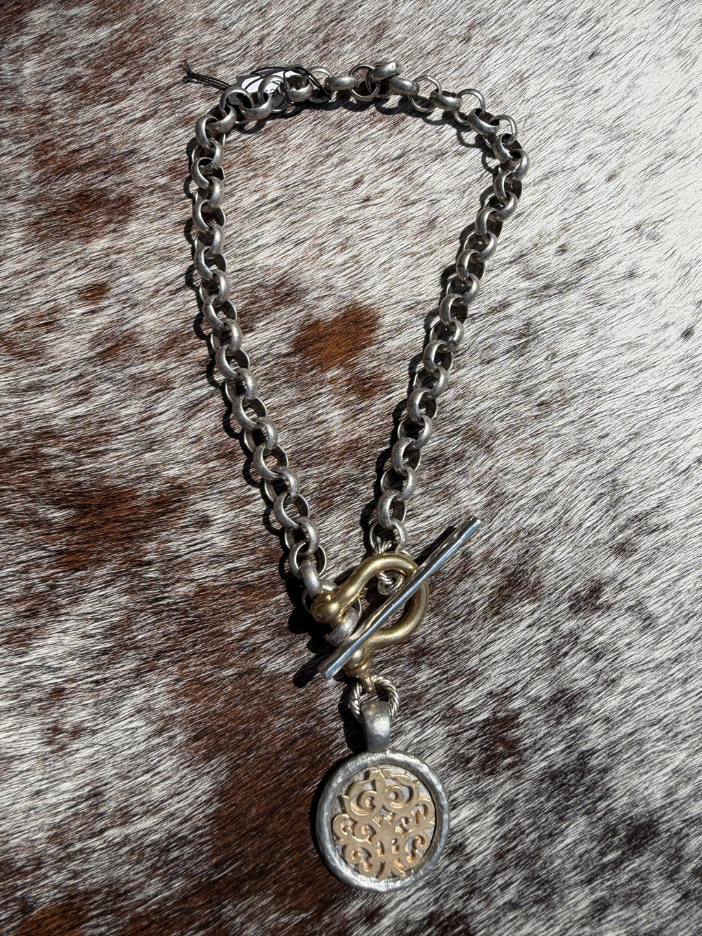 V2 Vintage Medallion Mixed Metal Toggle Necklace