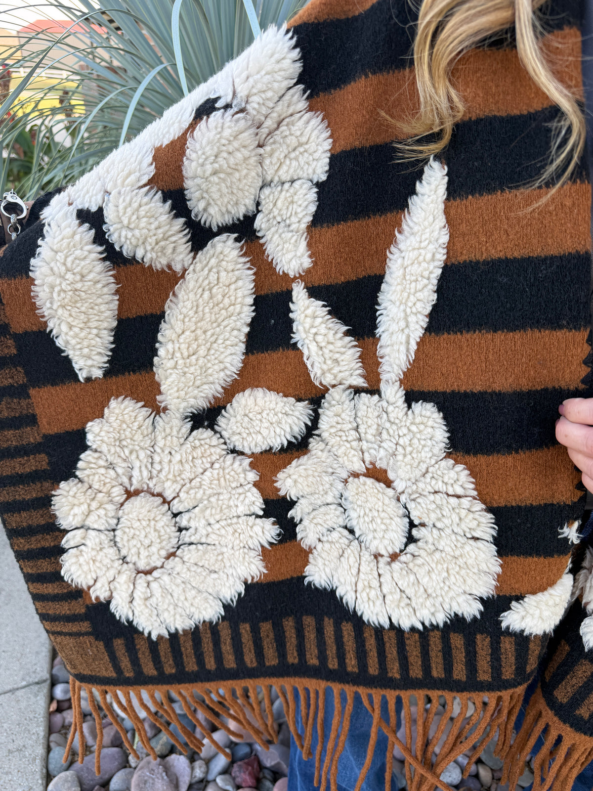 Brown Western Floral Stripe Fringe Ruana
