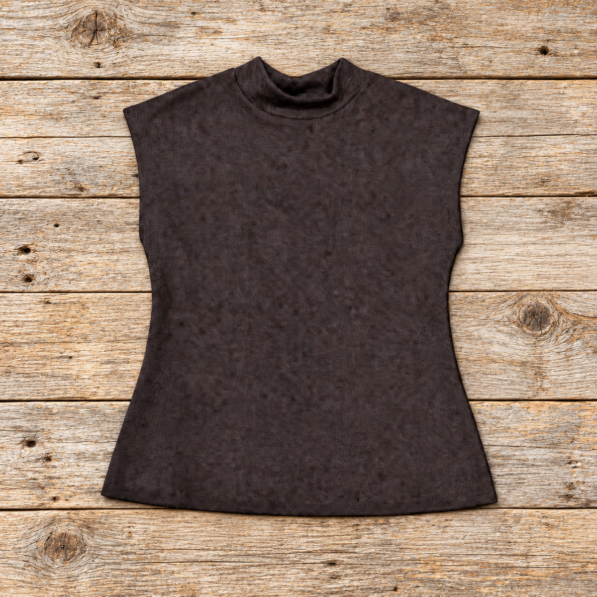 Sleeveless Mock neck Sweater